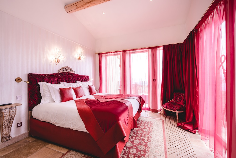 hotel le petit palais daglae