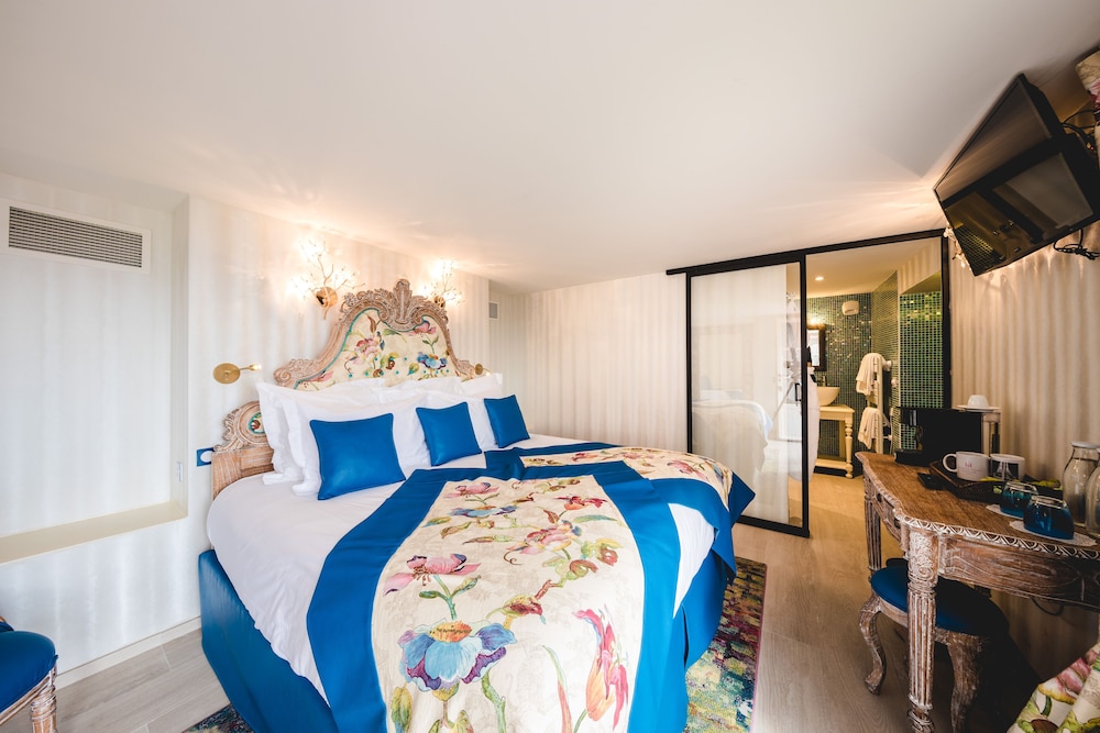 hotel le petit palais daglae