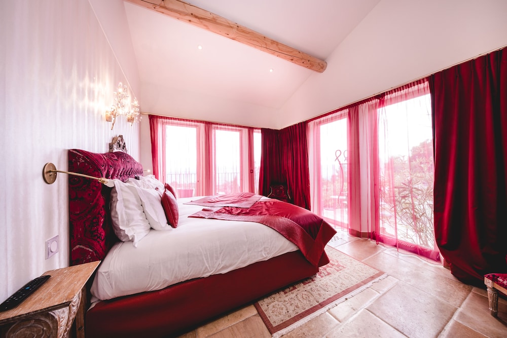 hotel le petit palais daglae