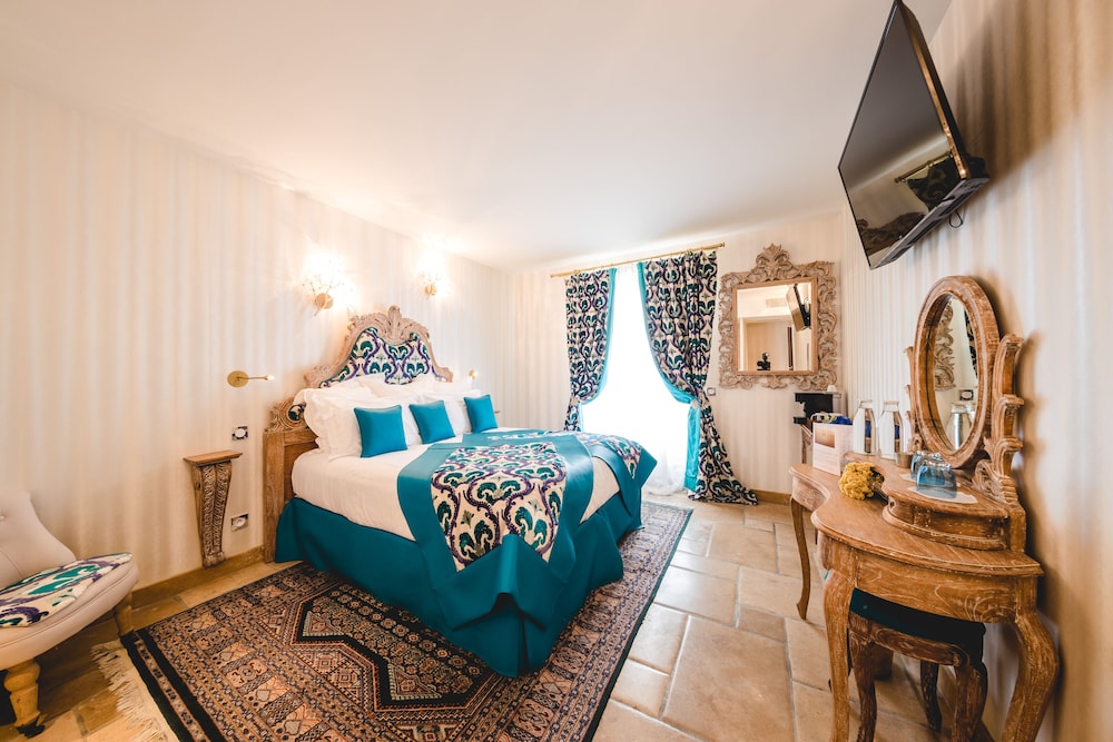 hotel le petit palais daglae