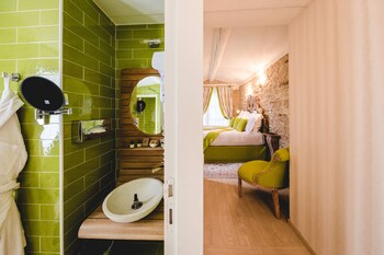 hotel le petit palais daglae