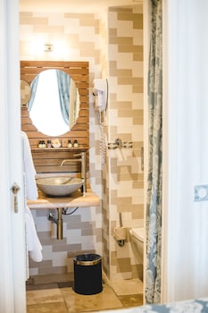 hotel le petit palais daglae