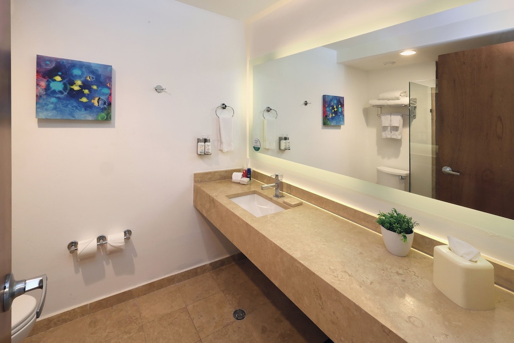 holiday inn resort mazatlan by ihg