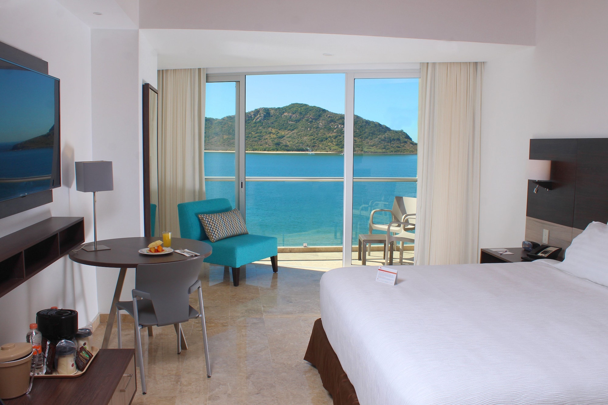 holiday inn resort mazatlan by ihg