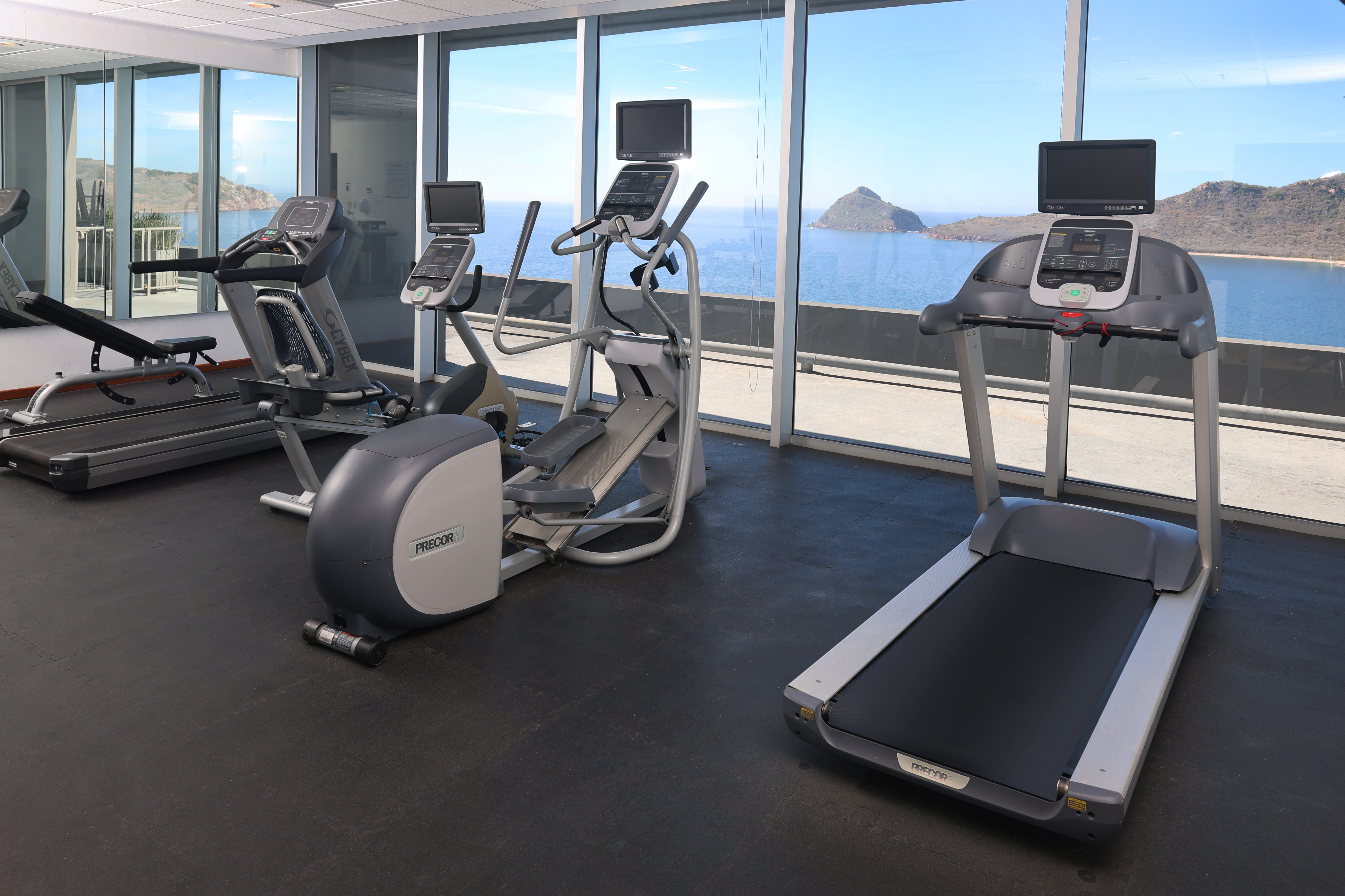 holiday inn resort mazatlan by ihg