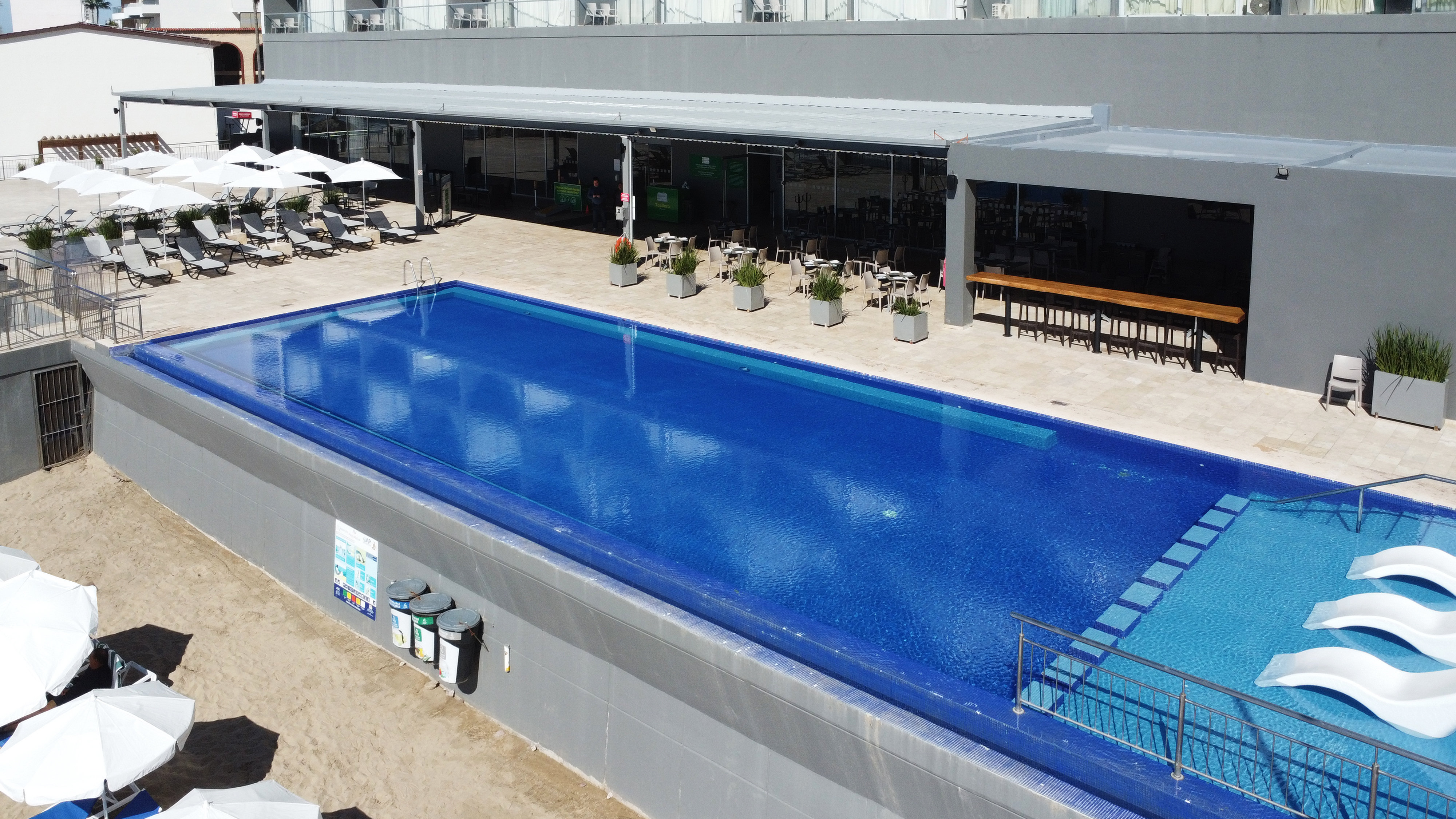 holiday inn resort mazatlan by ihg