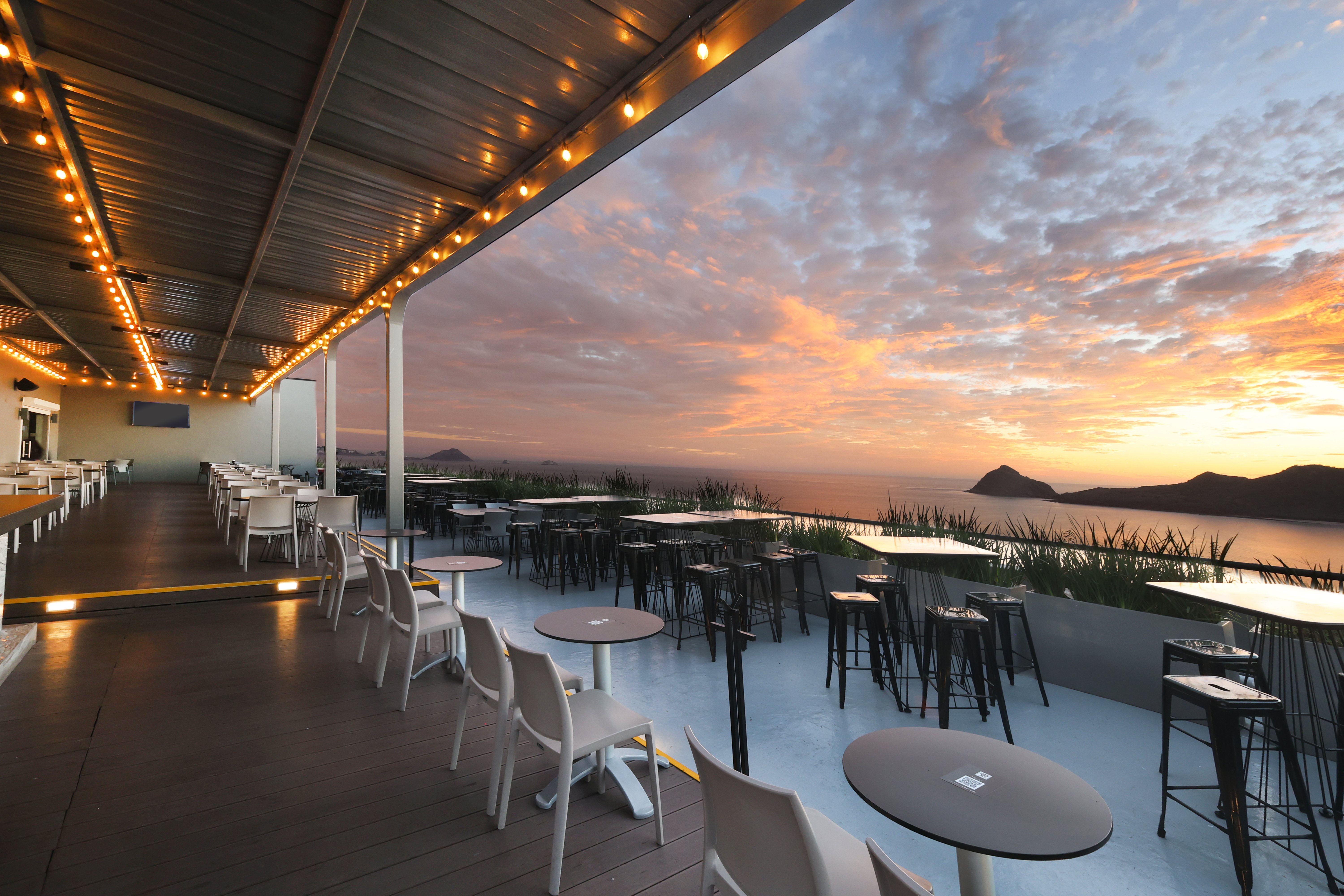 holiday inn resort mazatlan by ihg