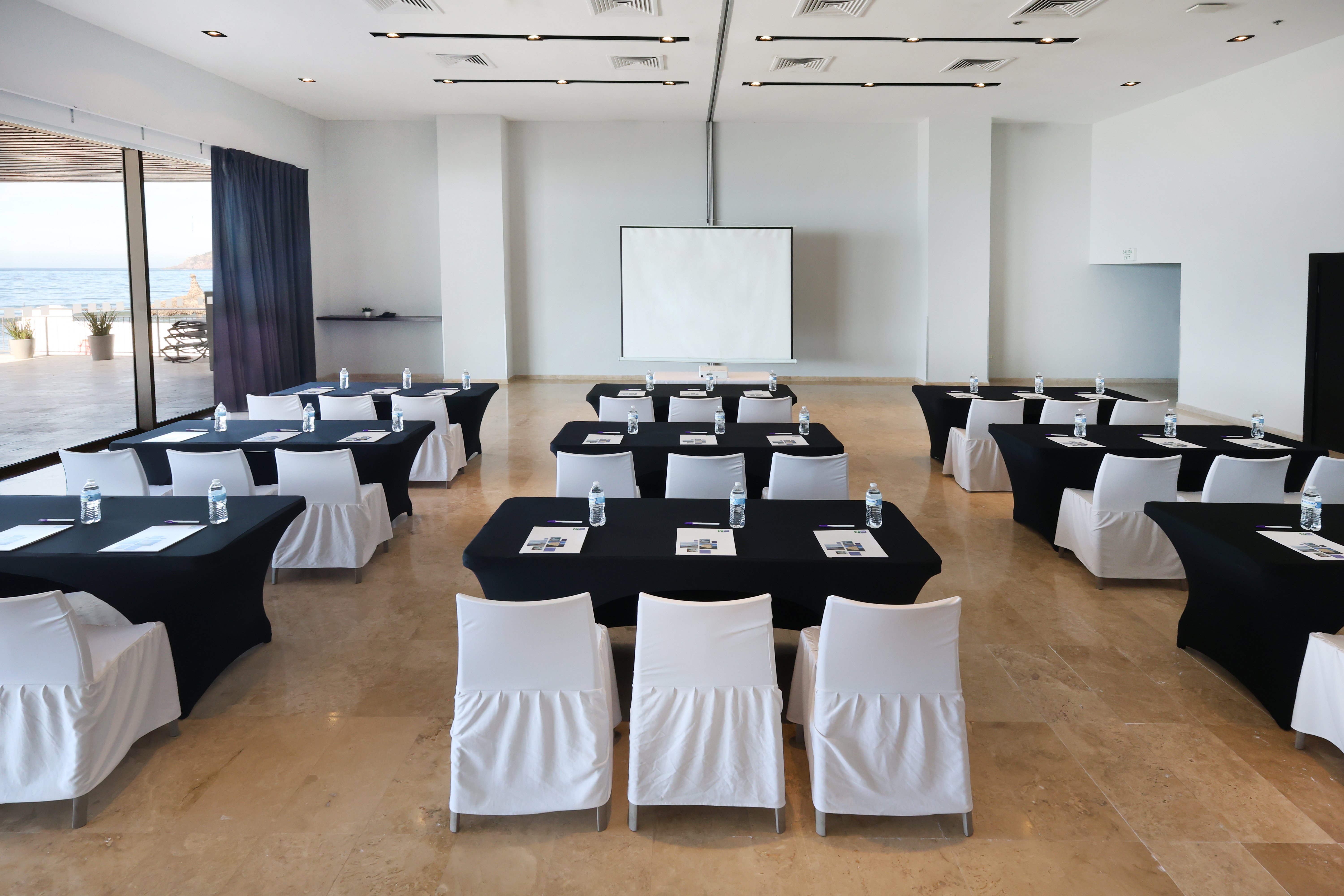 holiday inn resort mazatlan by ihg