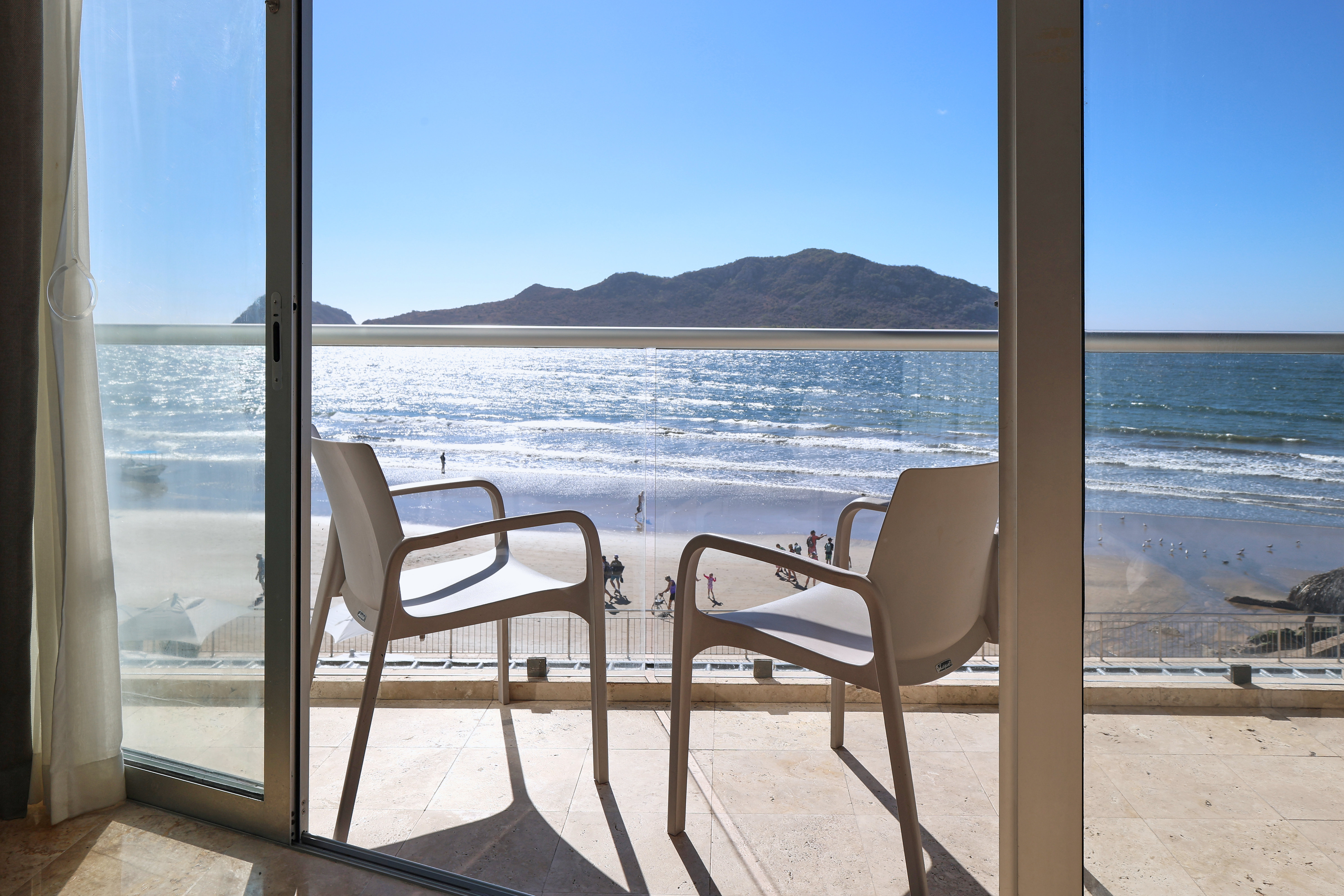 holiday inn resort mazatlan by ihg