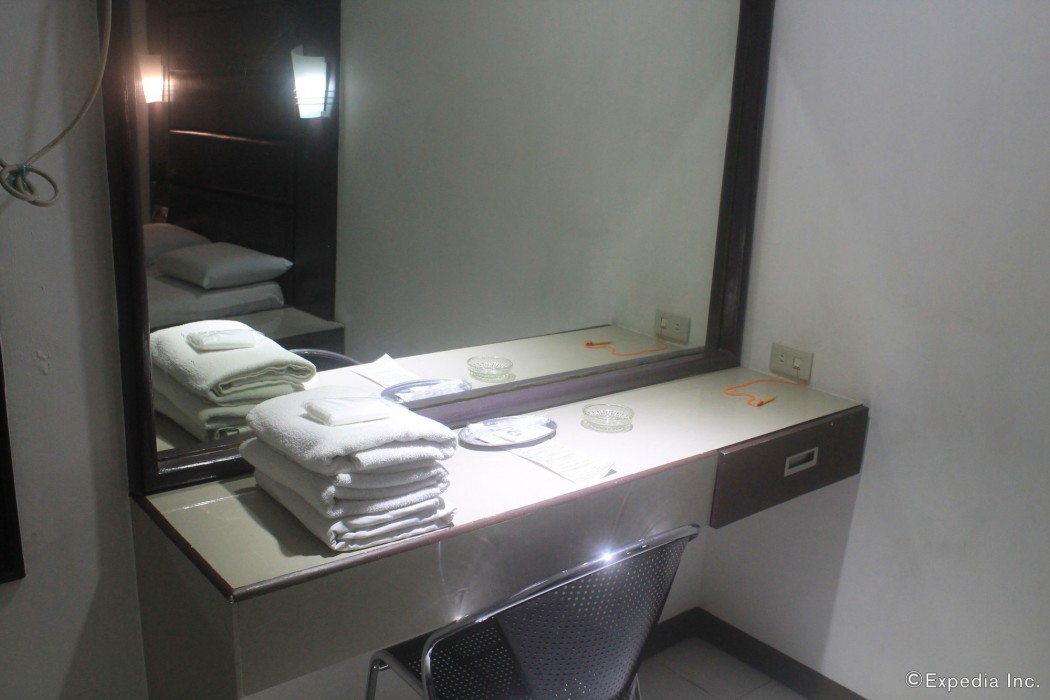 halina drive inn hotel pasay