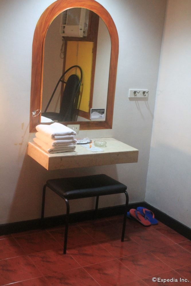 halina drive inn hotel pasay