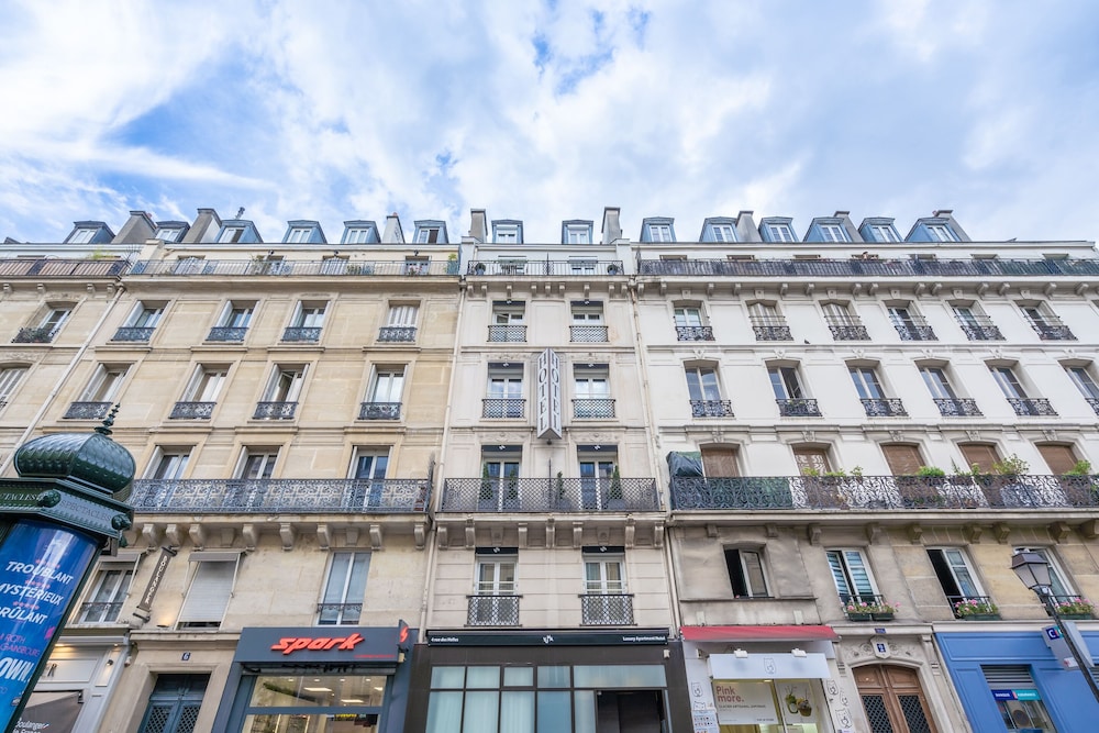 yuna les halles serviced apartments