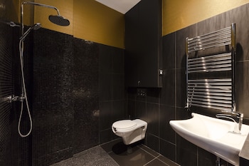 yuna les halles serviced apartments