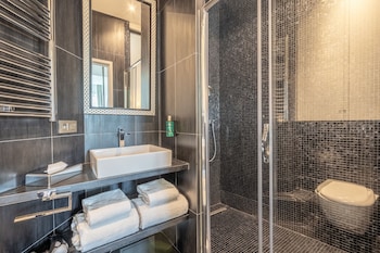 yuna les halles serviced apartments