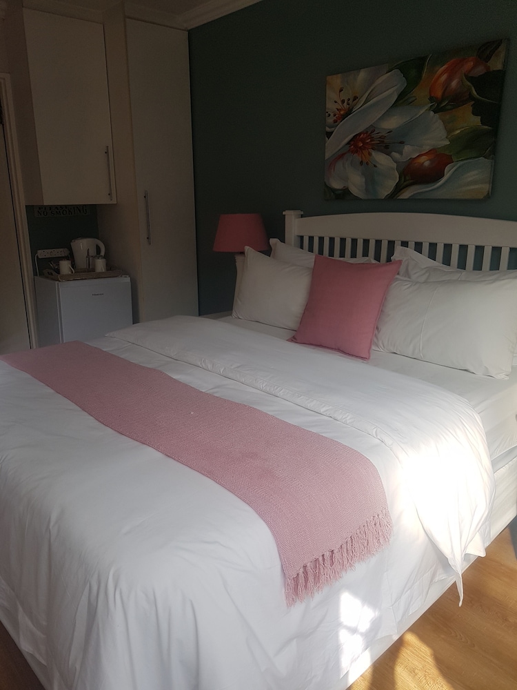 lala nathi guest house and self catering