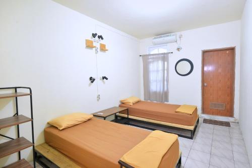 Bunk Bed And Breakfast,Ngampilan>>Magelang,1 star