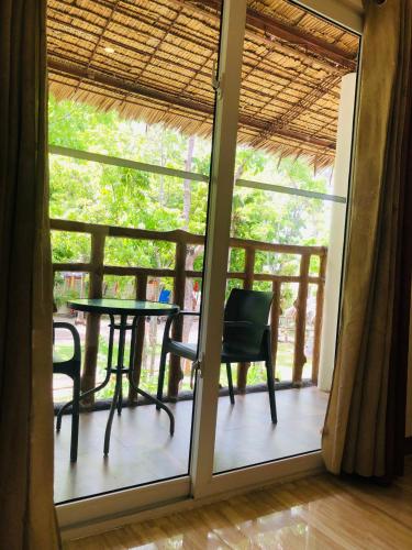 santander pebbles beach resort