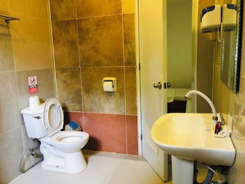 santander pebbles beach resort