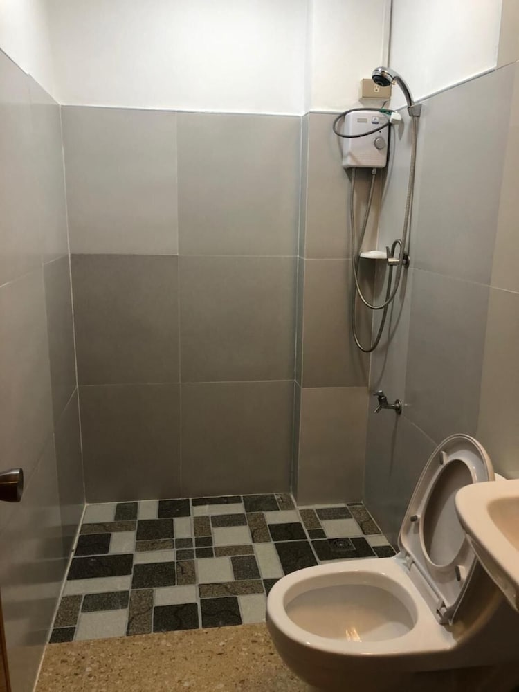 santander pebbles beach resort