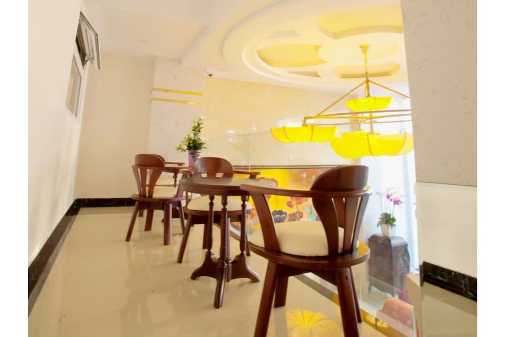 isana hotel dalat