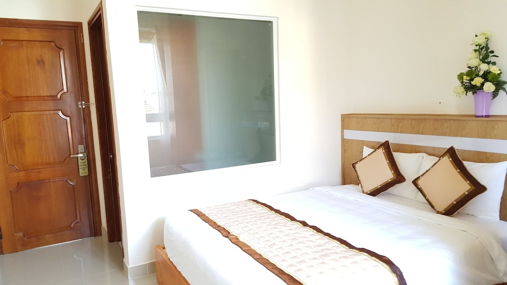 isana hotel dalat