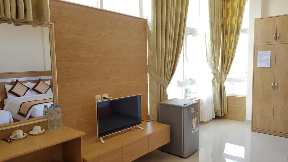 isana hotel dalat