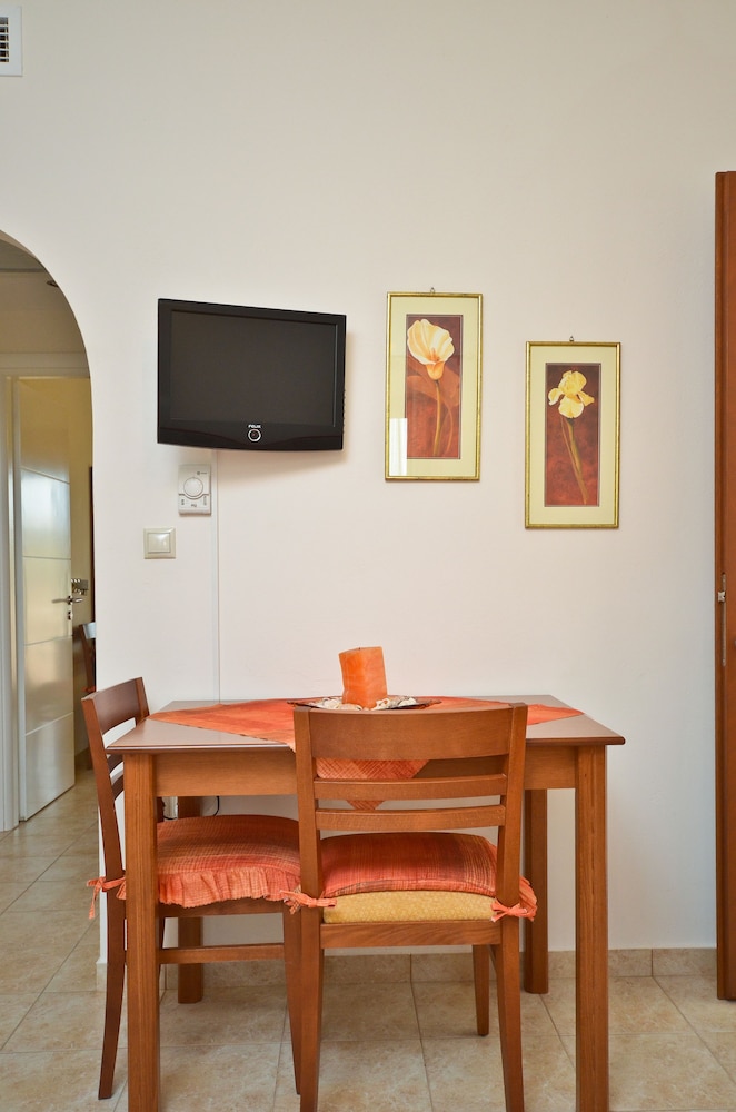 anthi studios