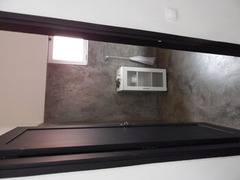 jacaranda guesthouse