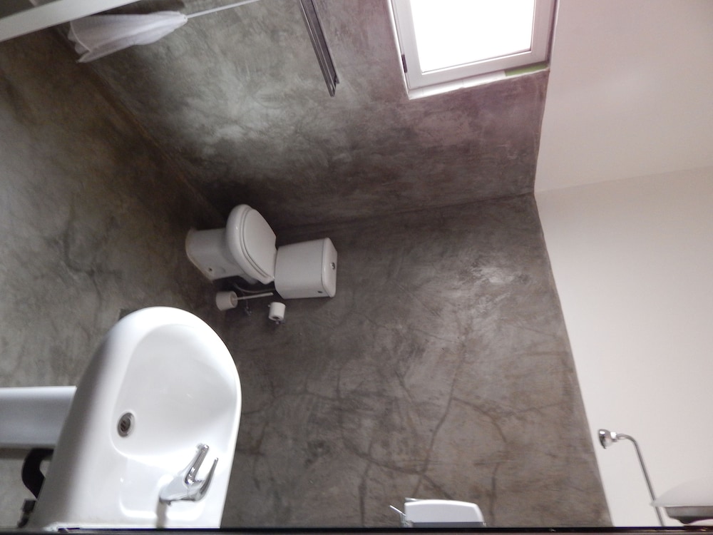 jacaranda guesthouse