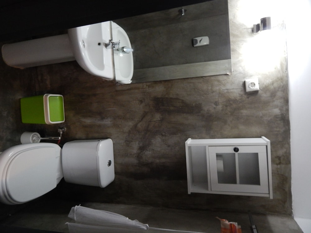 jacaranda guesthouse