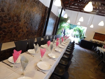 jacaranda guesthouse