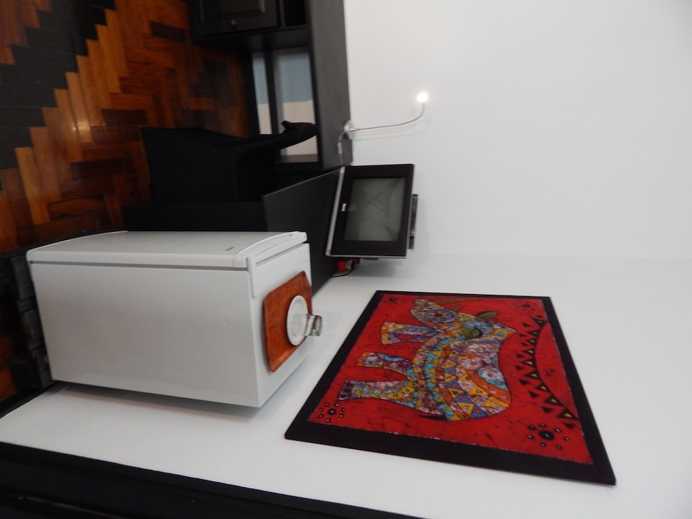 jacaranda guesthouse