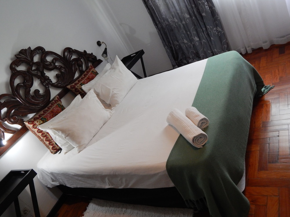 jacaranda guesthouse