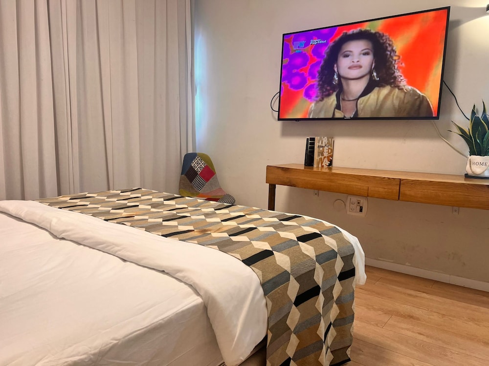 dizengoff 208 hotel