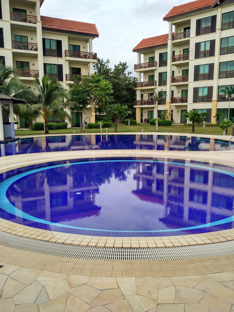 sabah beach villas and suites