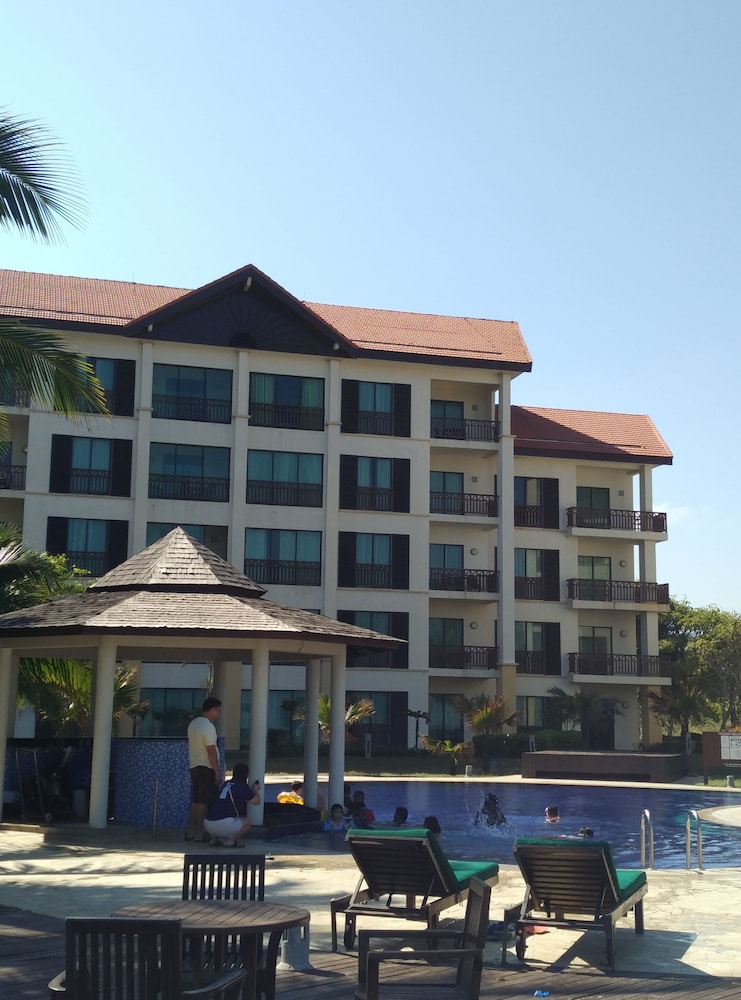 Sabah Beach Villas & Suites,Sabah>>Kota Kinabalu,4 star