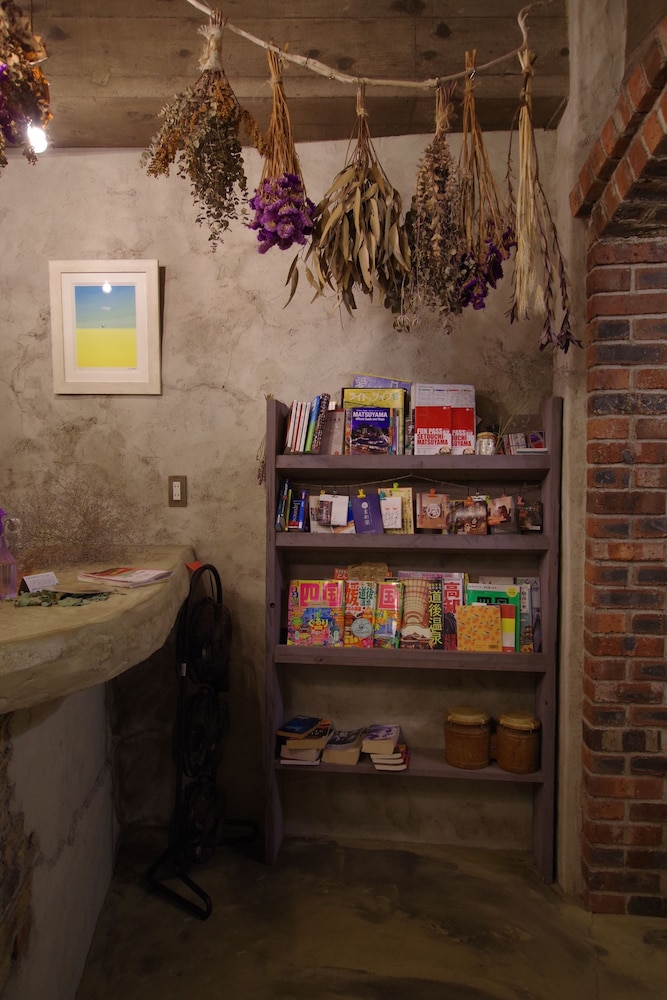 cinnamon guest house dogo hostel