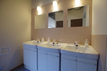 cinnamon guest house dogo hostel