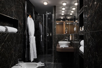 hotel passage