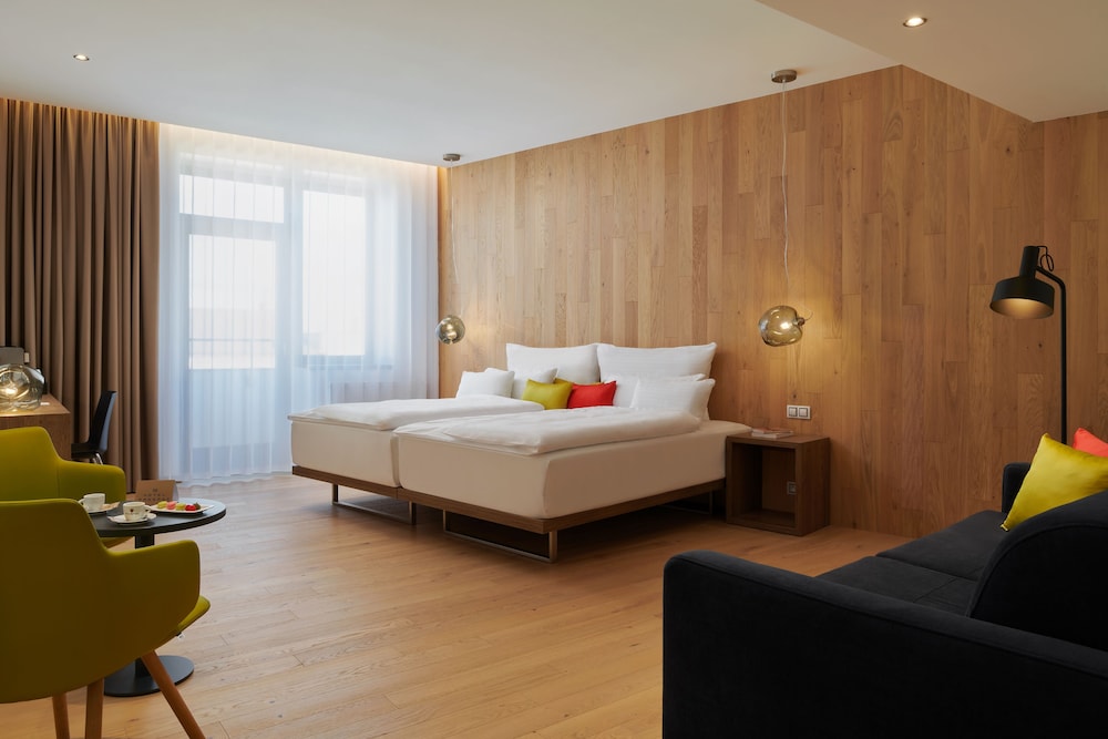 hotel passage
