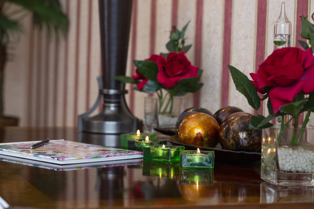 The Sands Hotel,South West England>>Paignton,3 star