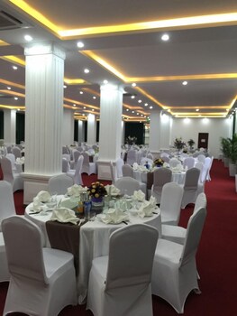Phoenix Hotel,Nga Son>>Hau Loc,3 star