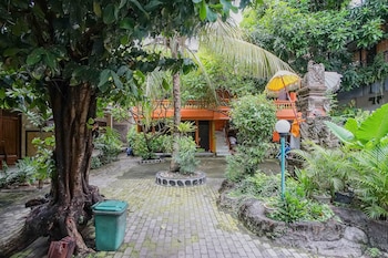 mahendra beach inn