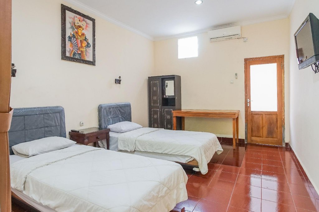 mahendra beach inn