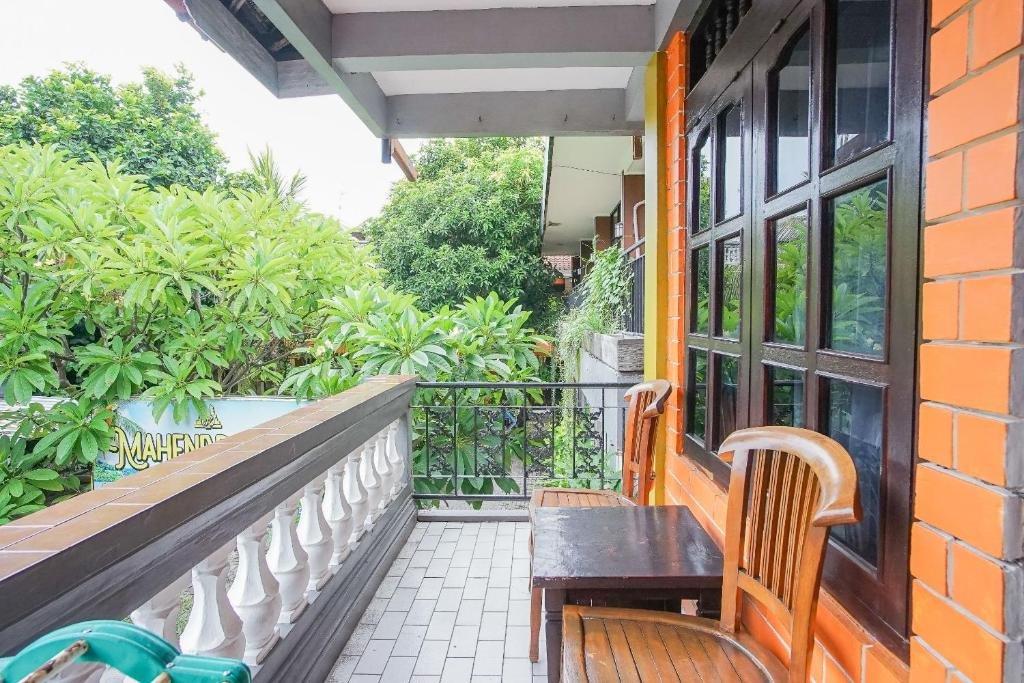 mahendra beach inn