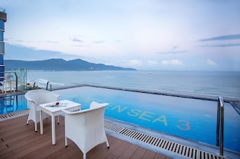 lunar hotel danang