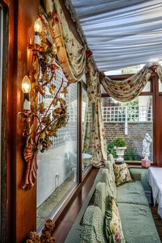 the abbey notting hill