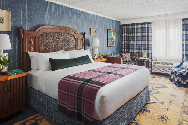 graduate by hilton state college