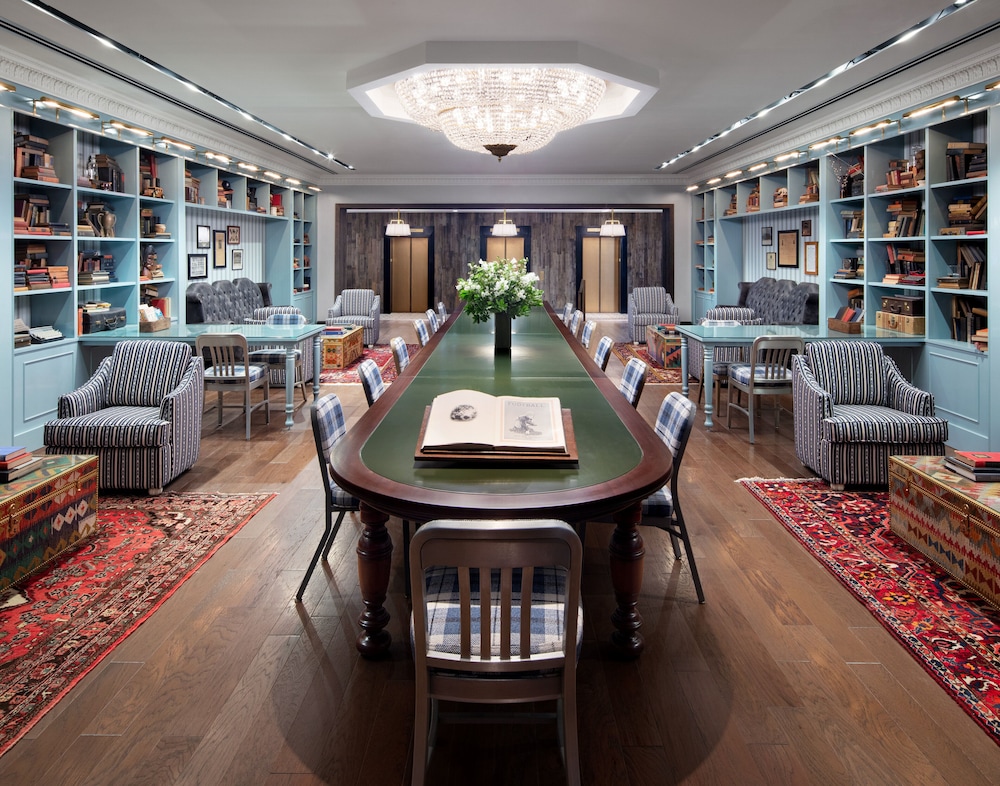 graduate by hilton state college