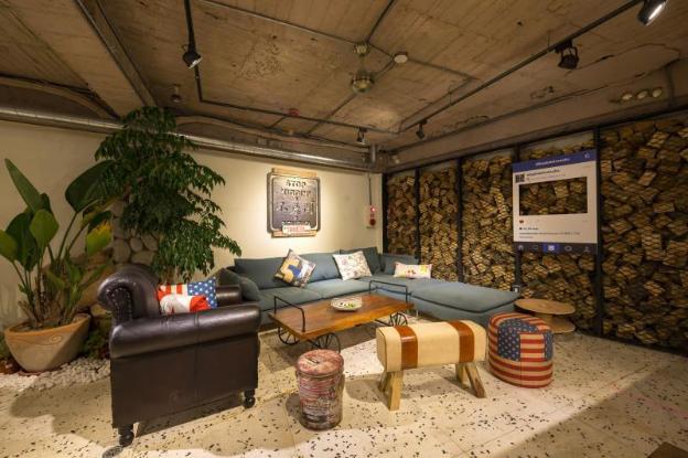 beimen wow poshtel hostel